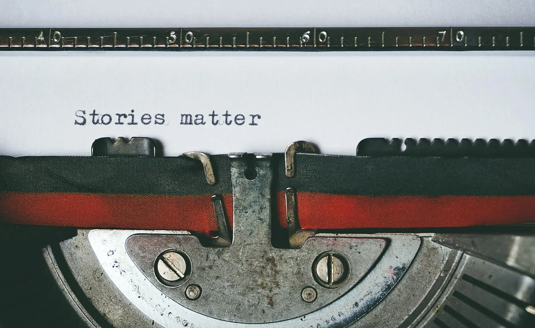 Contact 1 black and red typewriter