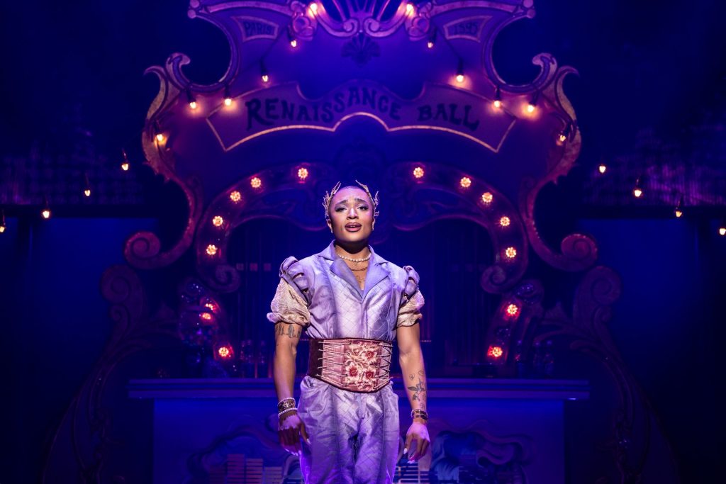 & Juliet” Review: A Queer, Pop-Feminist Remix Takes Over Salt Lake City 8 Nick Drake in the North American Tour of JULIET Photo Credit Matthew Murphy 2